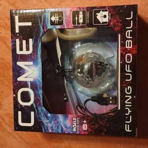 Comet Flying UFO Ball. (#671)